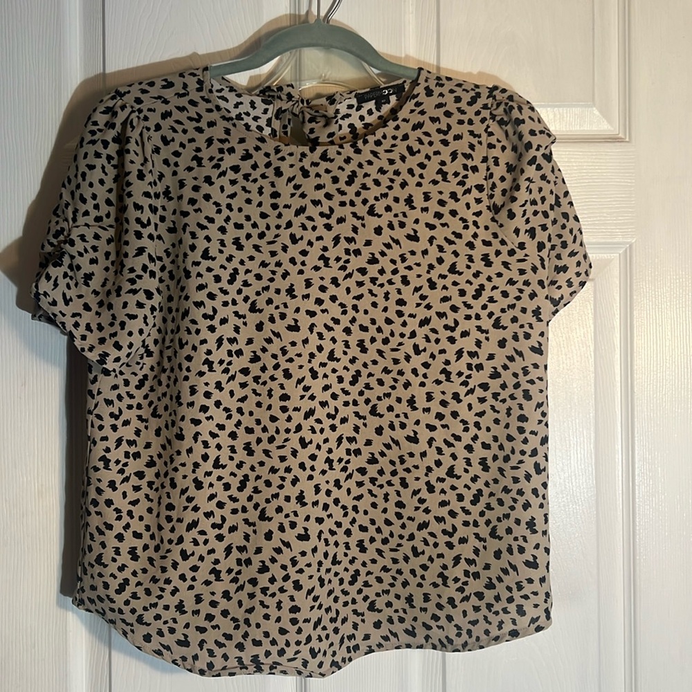 Petite Cheetah Print top